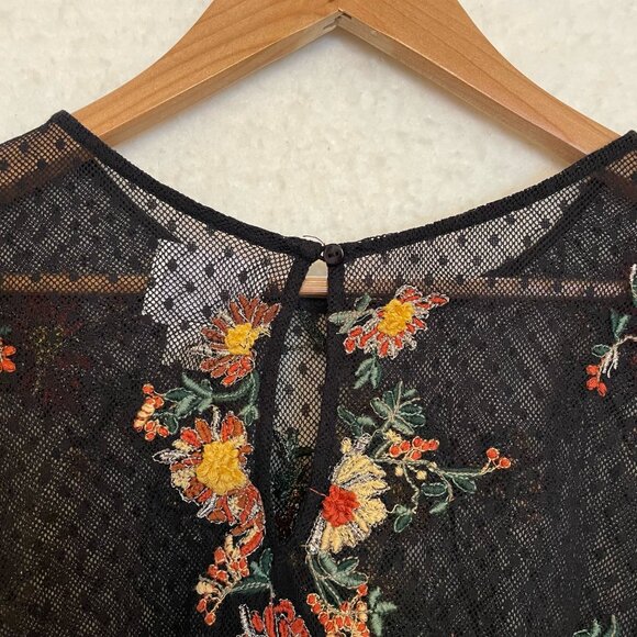 Anthropologie Maeve Embroidered Cadiz Sheer Floral Short Sleeve Top Keyhole Back - Picture 6 of 12